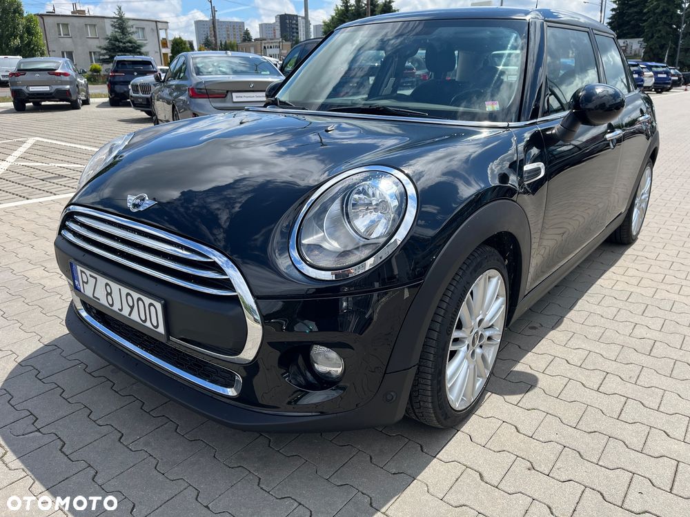 MINI Cooper Standard - 2