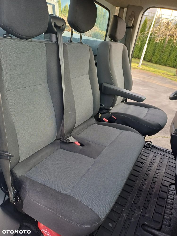 Nissan INTERSTAR - 17