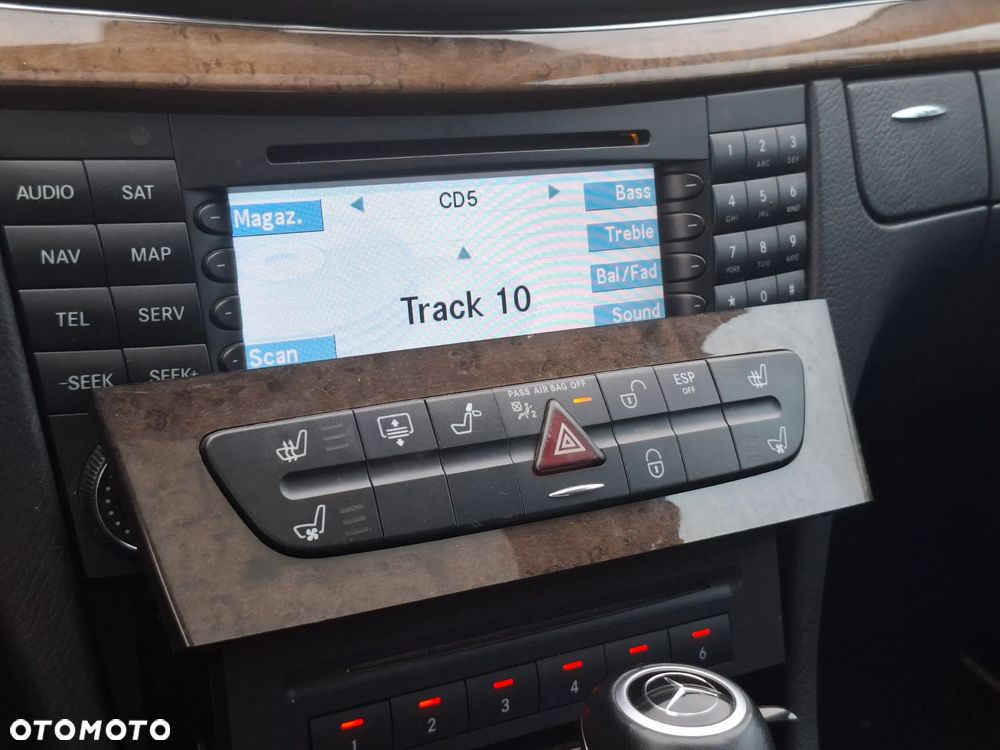 Mercedes-Benz Klasa E 500 7G-TRONIC Avantgarde - 11