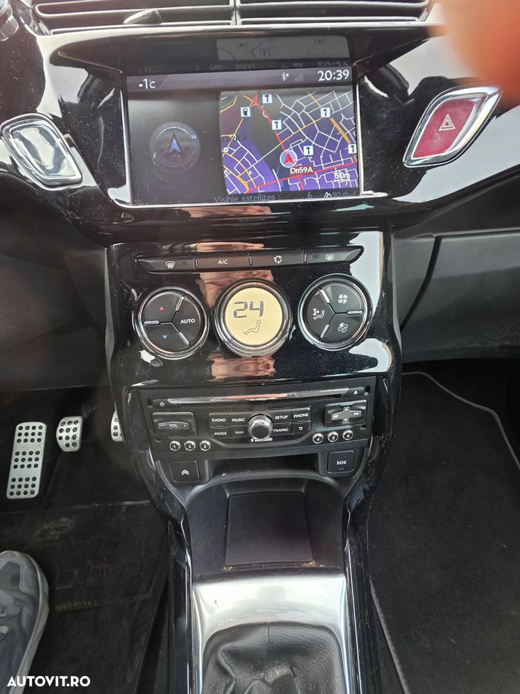 Citroën DS3 THP 155 Ultra-Prestige - 8