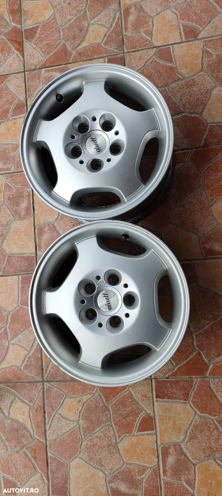 Volkswagen Passat - 13