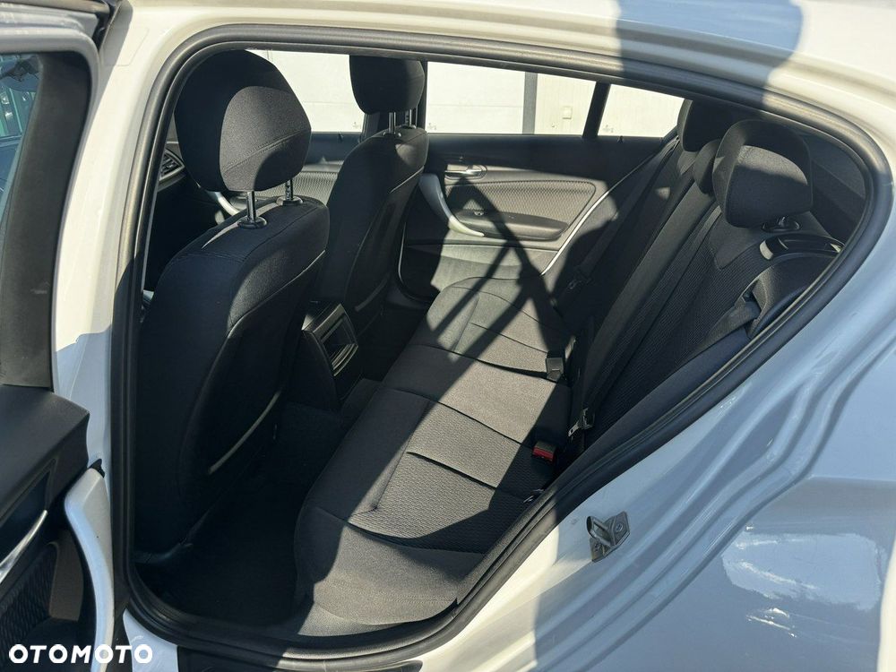 BMW Seria 1 116i Urban Line - 11