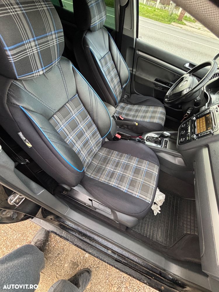 Volkswagen Golf 2.0 TDI Comfortline DSG - 23