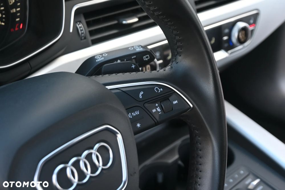 Audi A4 Avant 2.0 TDI ultra S tronic sport - 32