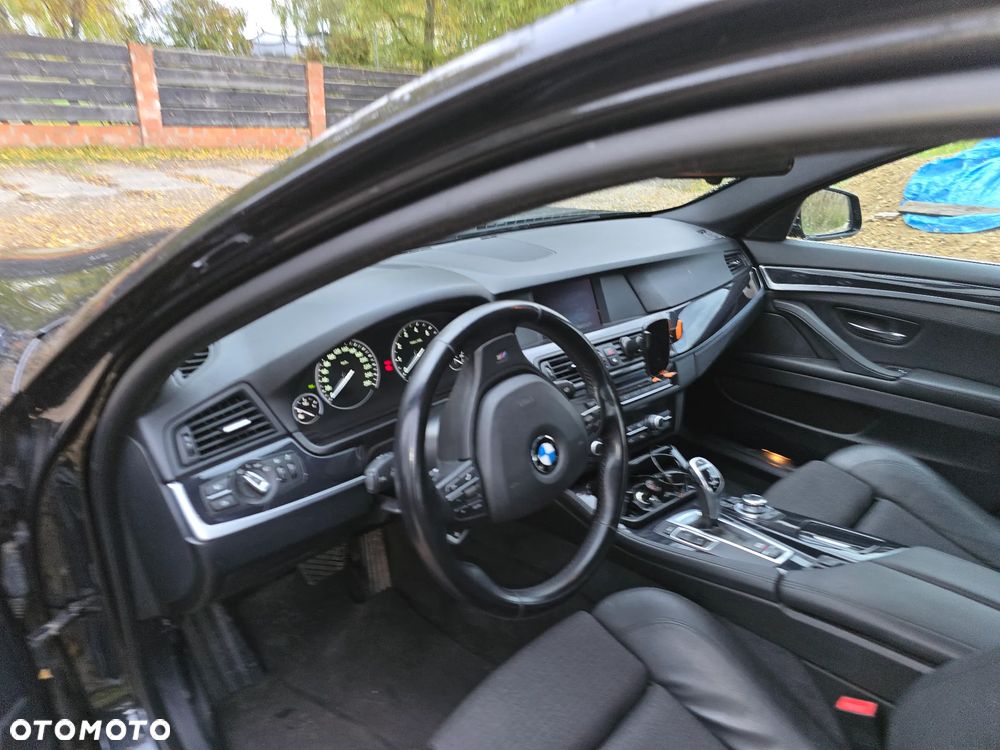 BMW Seria 5 520i - 19