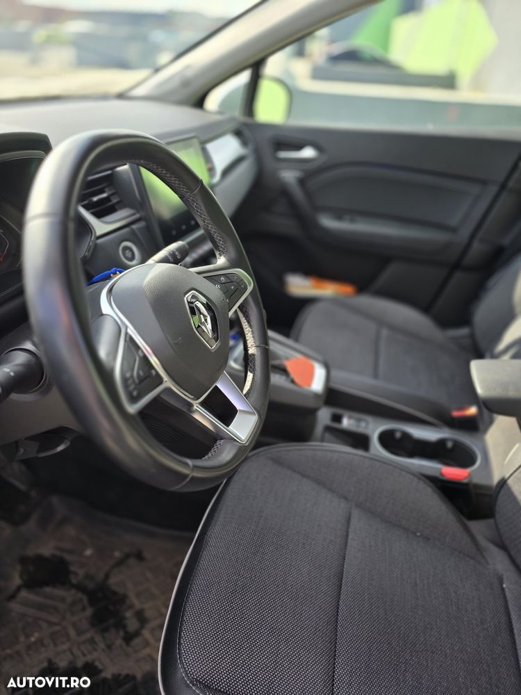 Renault Captur MHEV 140 EDC Techno - 9