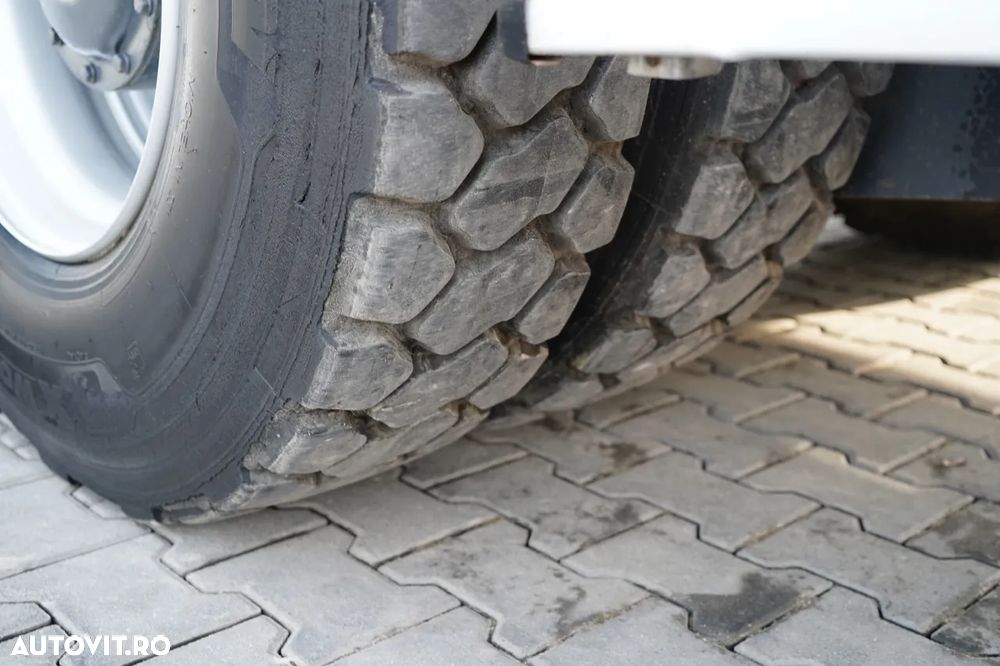 Mercedes-Benz OCS 3240 / 8x4 / LIVRARE - 7,2 M / + HIAB 211 HDS / RADIOCOMANDĂ / ROTATOARE / FURCĂ / PUNCT DE RIDICARE / EURO 6 - 22