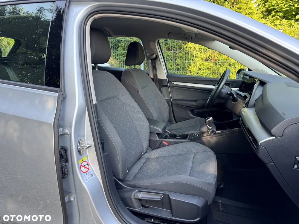 Volkswagen Golf 2.0 TDI Life - 26