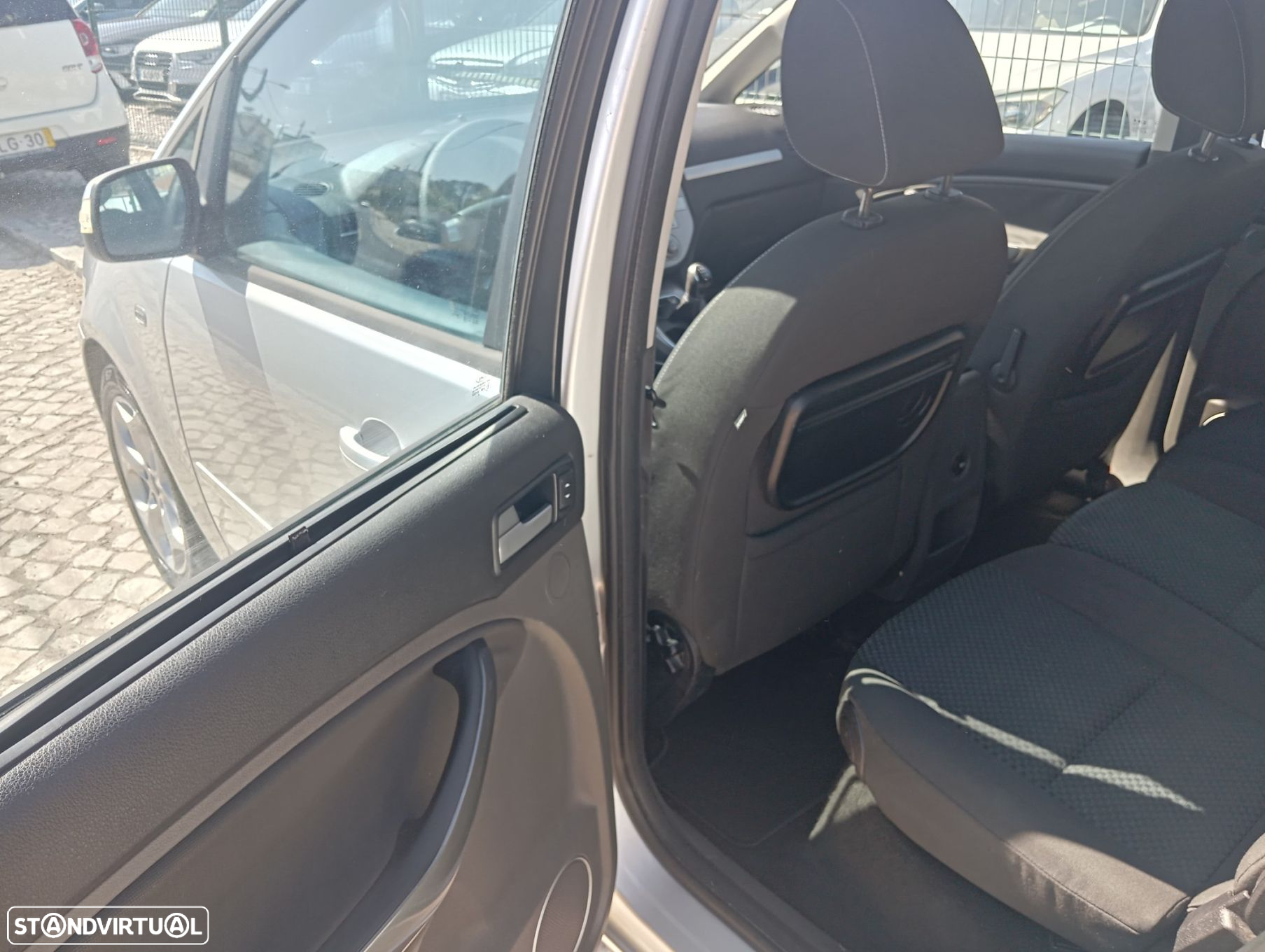 Ford C-Max 1.6 TDCi Titanium - 13