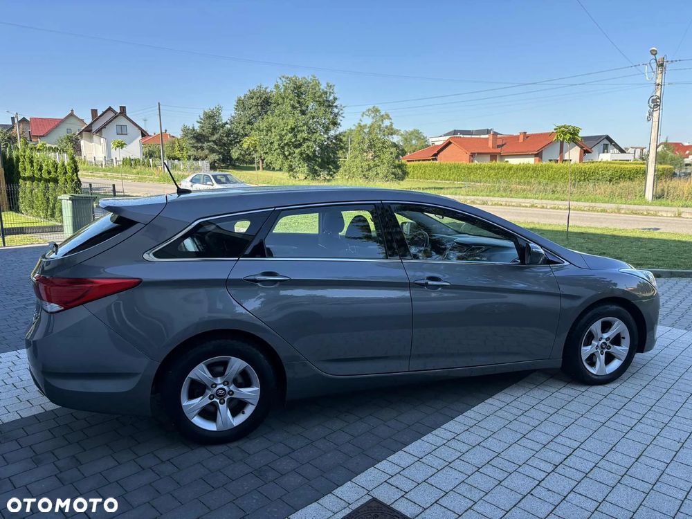 Hyundai i40 1.7 CRDi Comfort + - 16