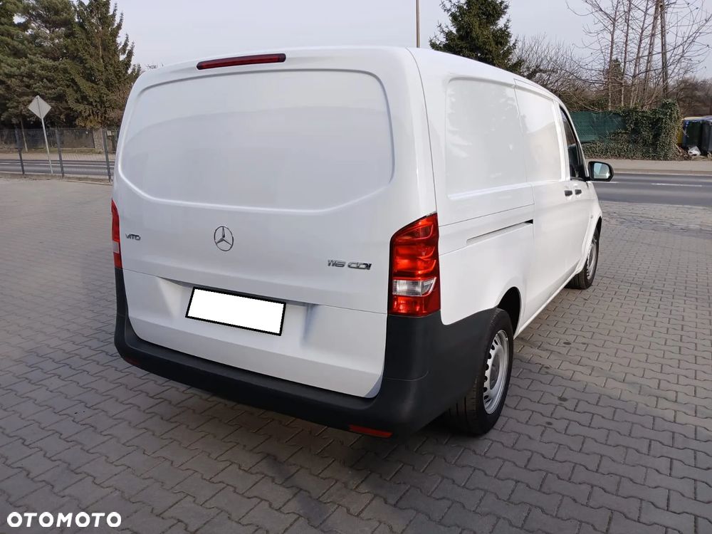 Mercedes-Benz VITO - 21