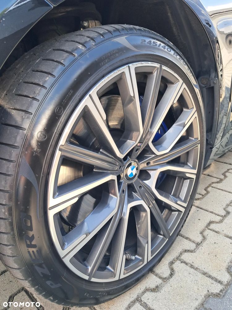 BMW Seria 7 750i xDrive - 12
