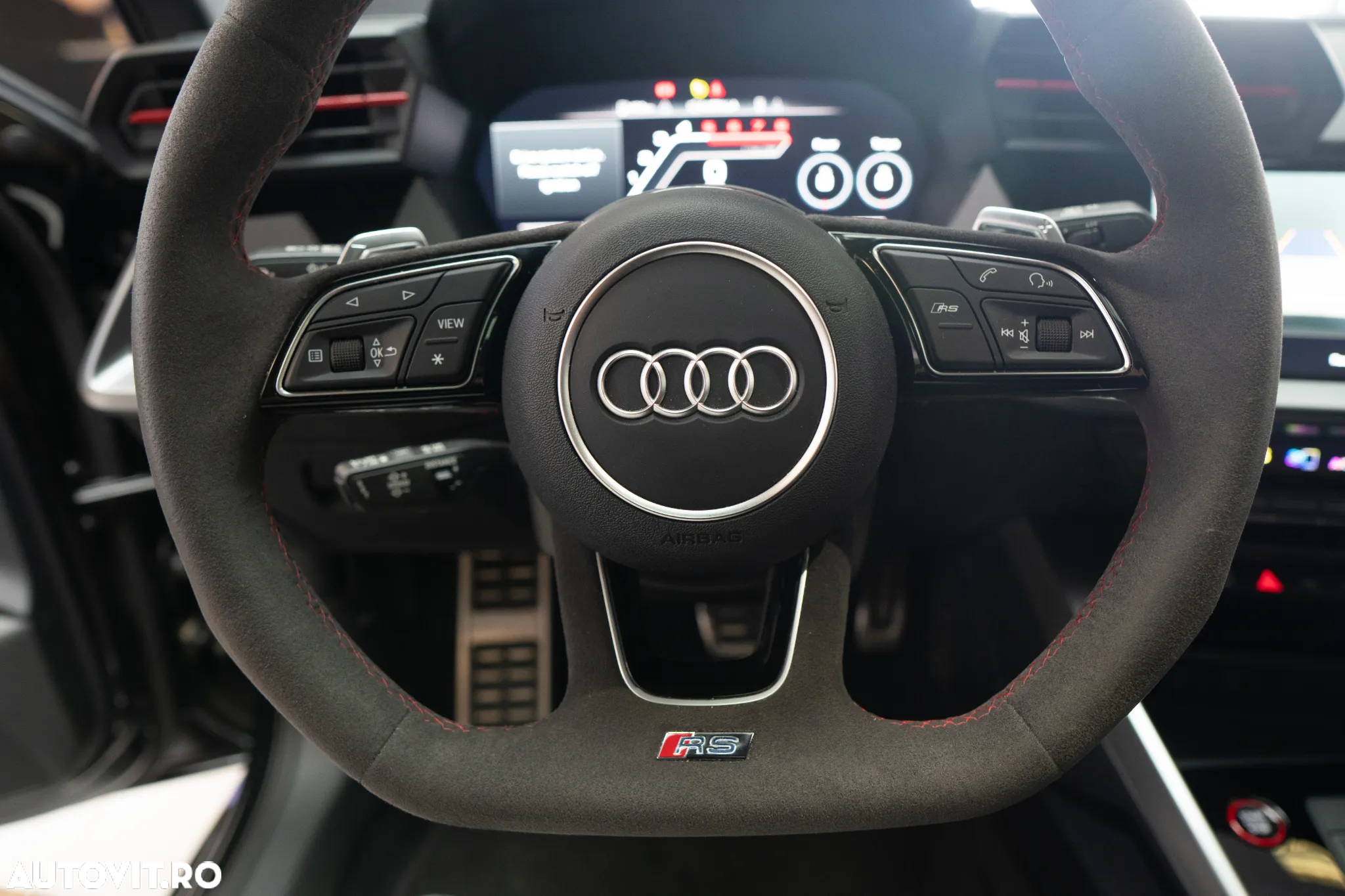 Audi RS3 TFSI quattro S tronic - 22