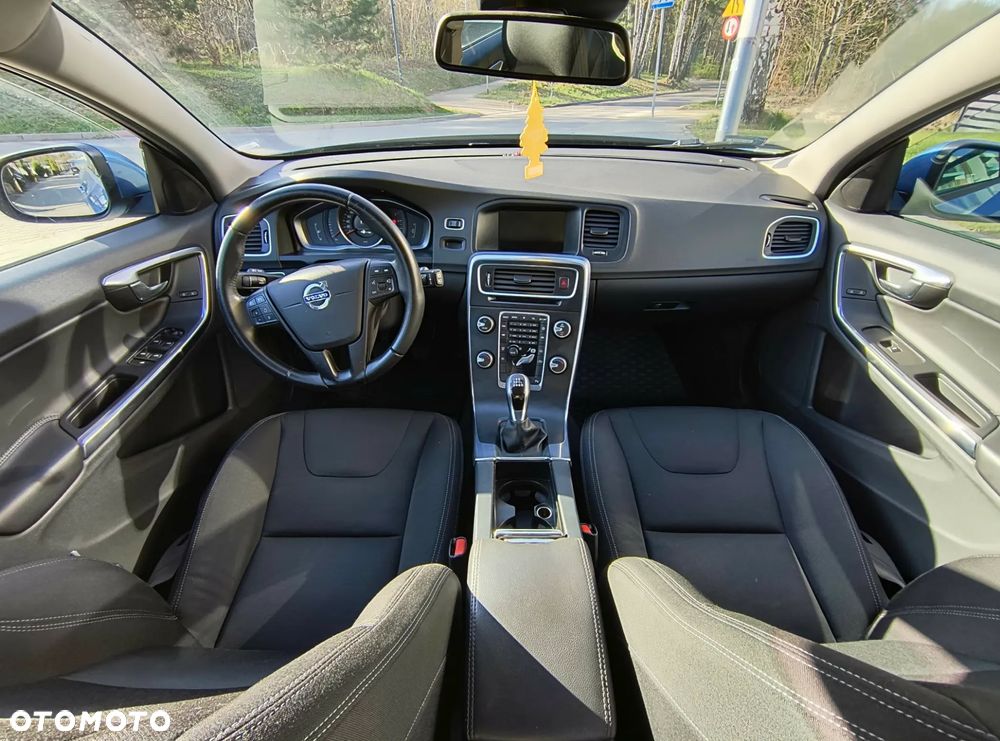 Volvo V60 - 10