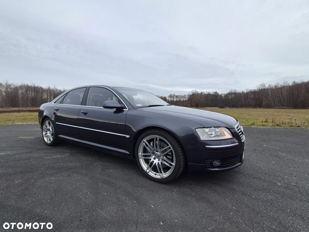 Audi A8 4.2 TDI Quattro - 1