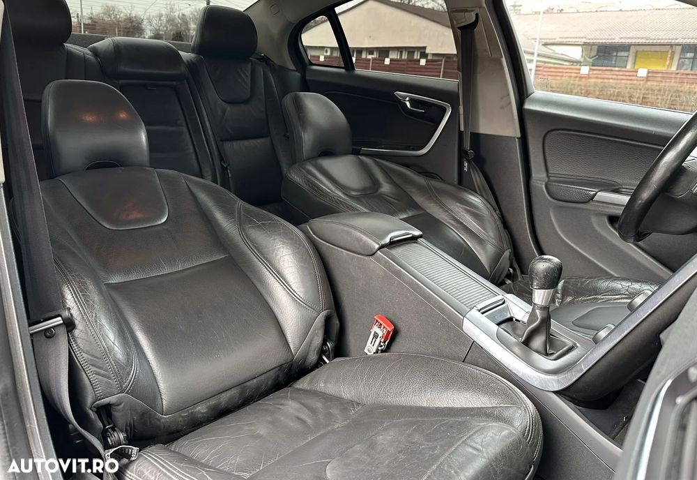 Volvo S60 - 11