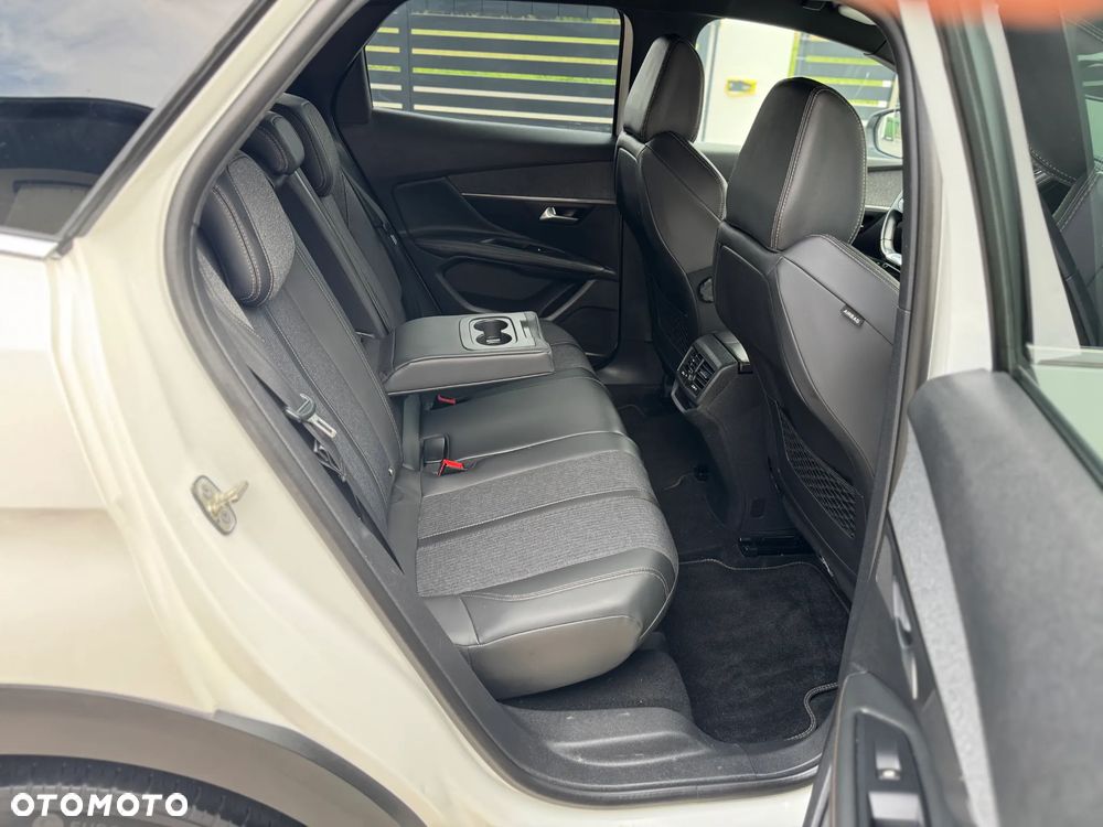 Peugeot 3008 - 35