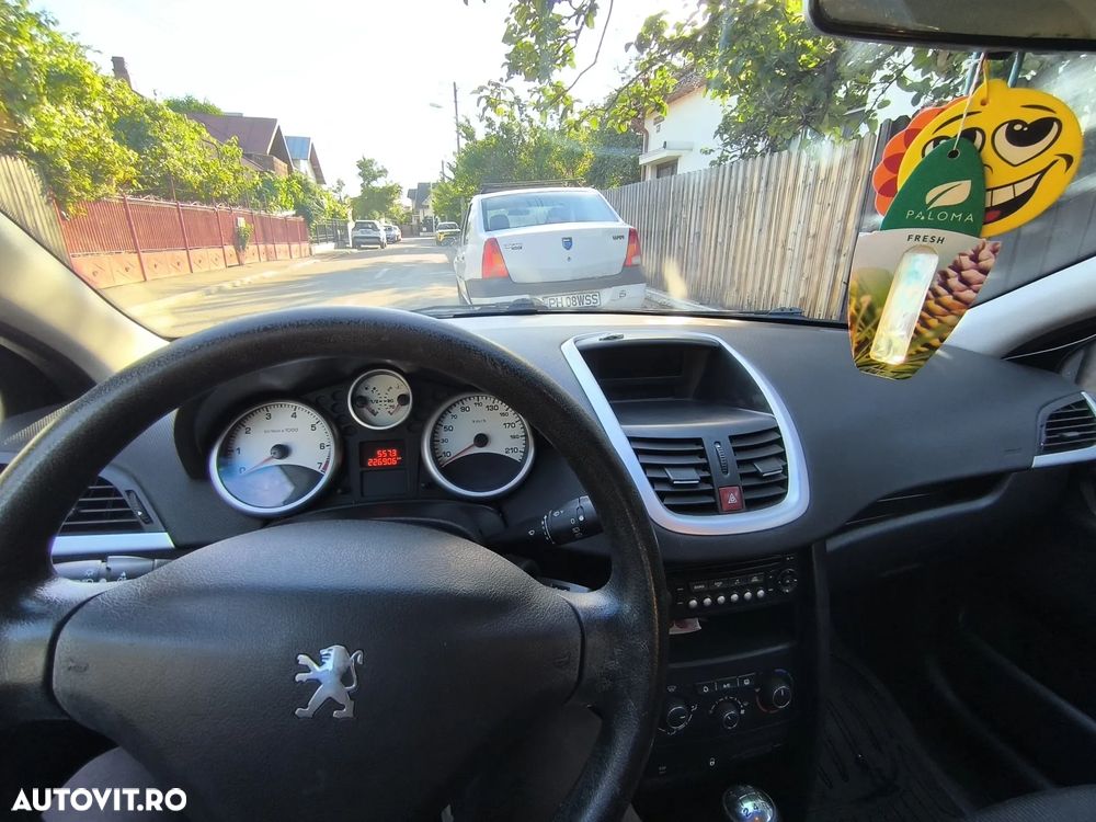 Peugeot 207 1.4 E Active - 10