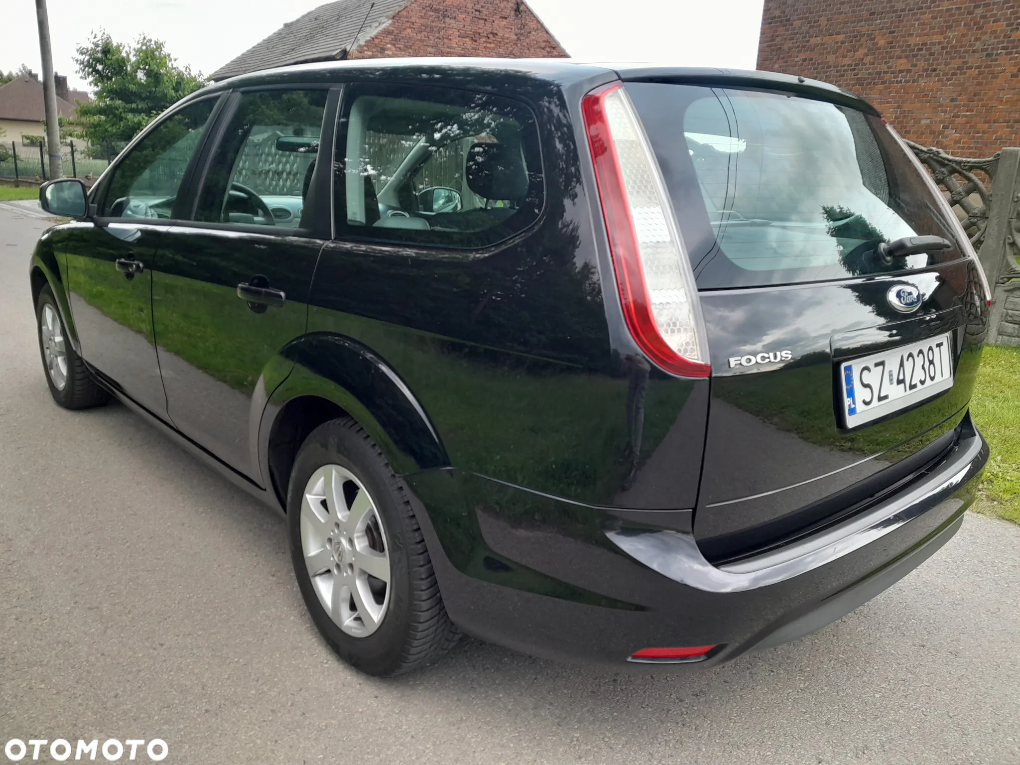 Ford Focus 1.4 16V Trend - 10