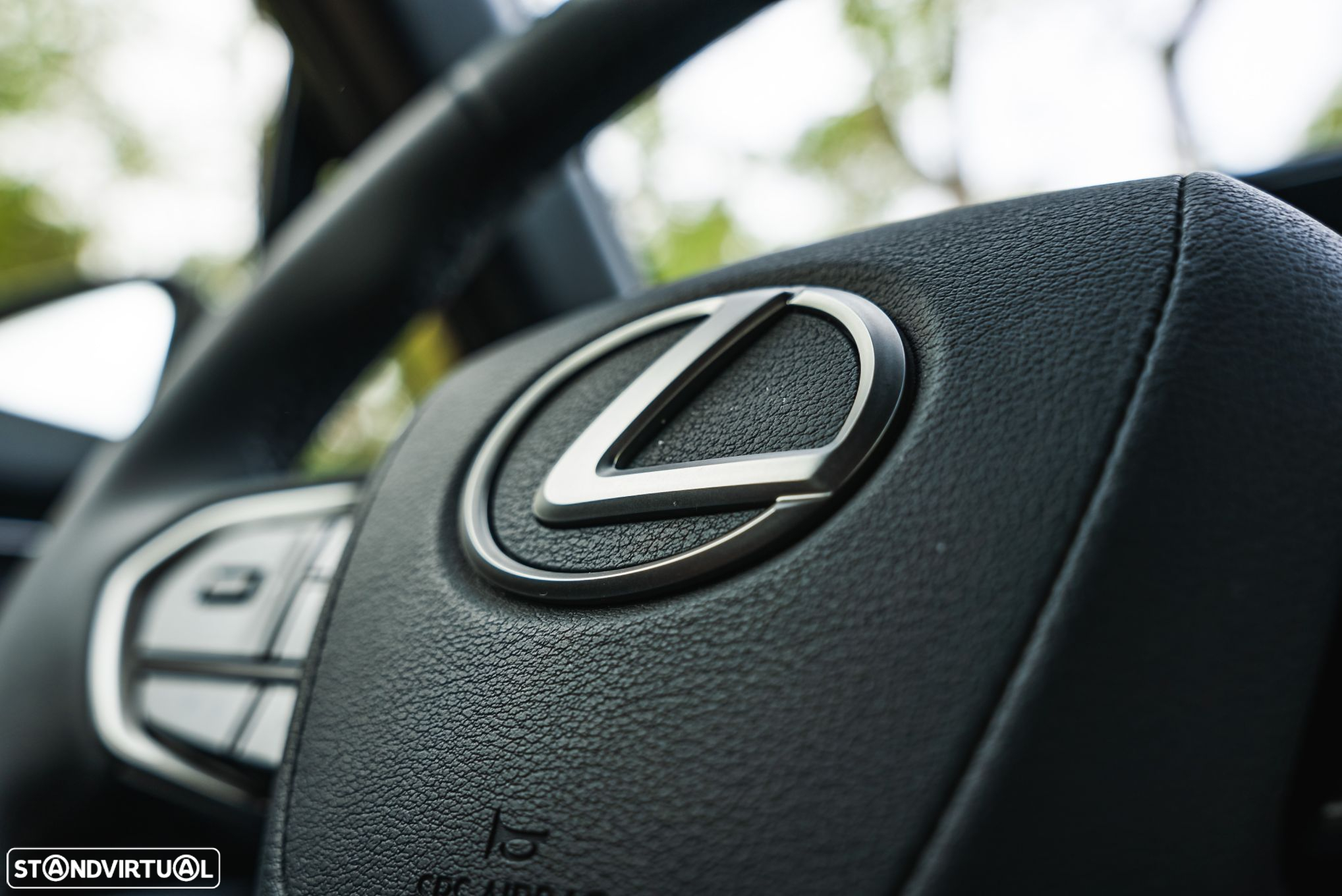 Lexus LBX Elegant Pele Preta - 13