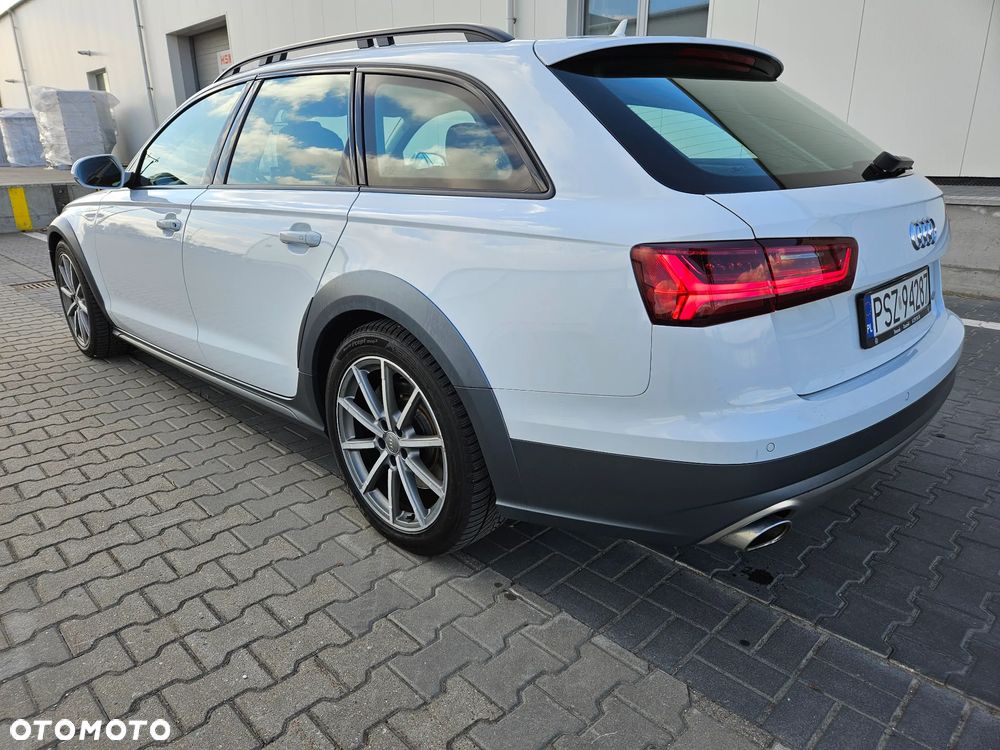 Audi A6 Allroad - 25