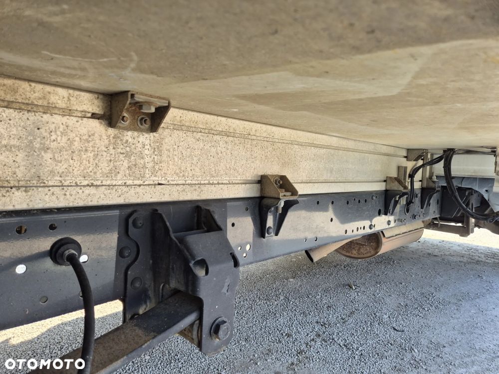 Chłodnia 6 palet 3.5m Carrier Pulsor 400, zasilanie stacjonarne 230v, stan bdb! - 6