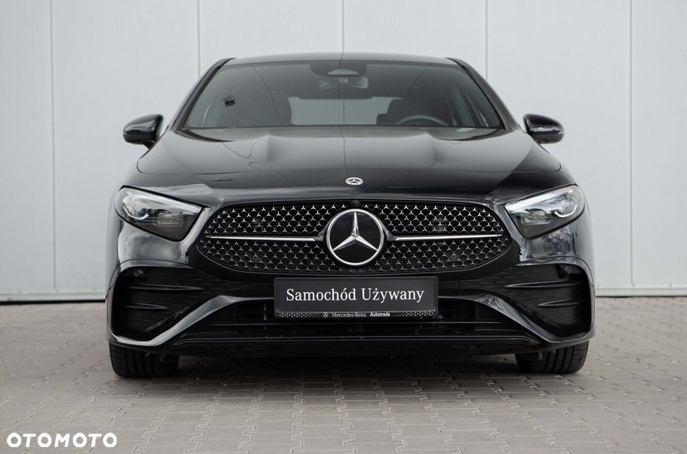 Mercedes-Benz Klasa A 200 AMG Line 7G-DCT - 4