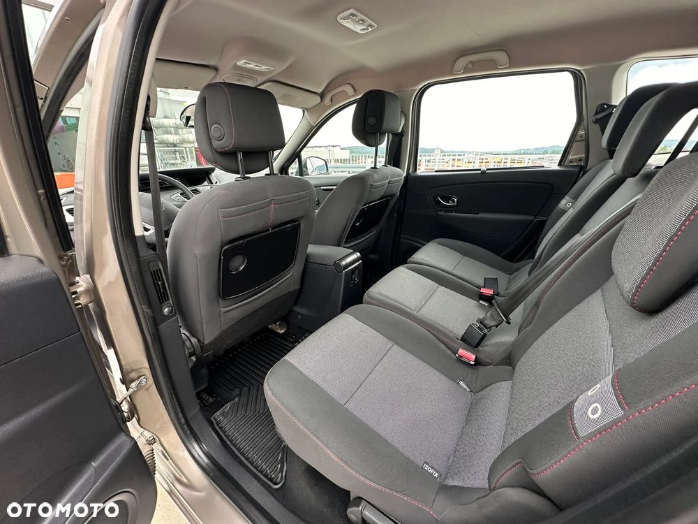 Renault Grand Scenic Gr 1.6 dCi Energy Bose Edition - 9