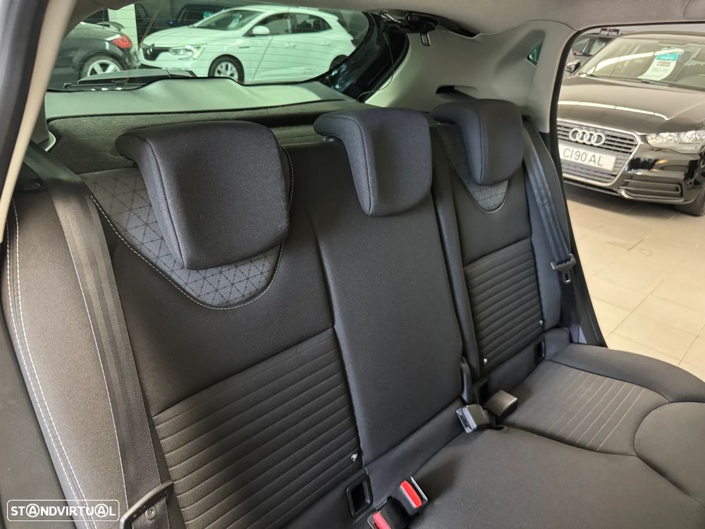 Renault Clio 0.9 TCE Dynamique S - 26