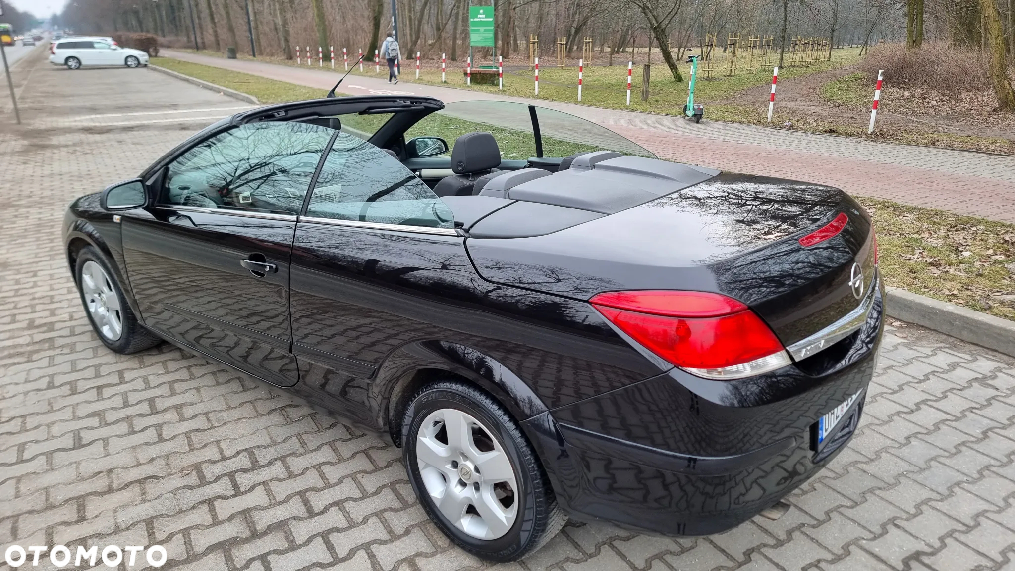 Opel Astra Twin Top 1.6 Edition - 9