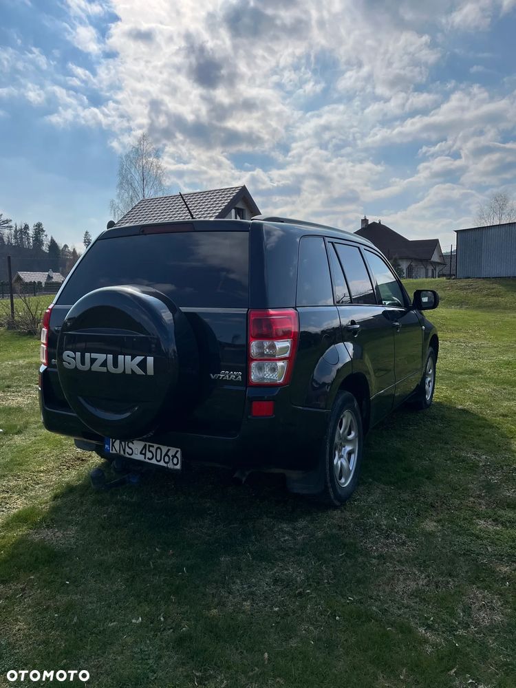 Suzuki Grand Vitara 1.9 DDiS - 12