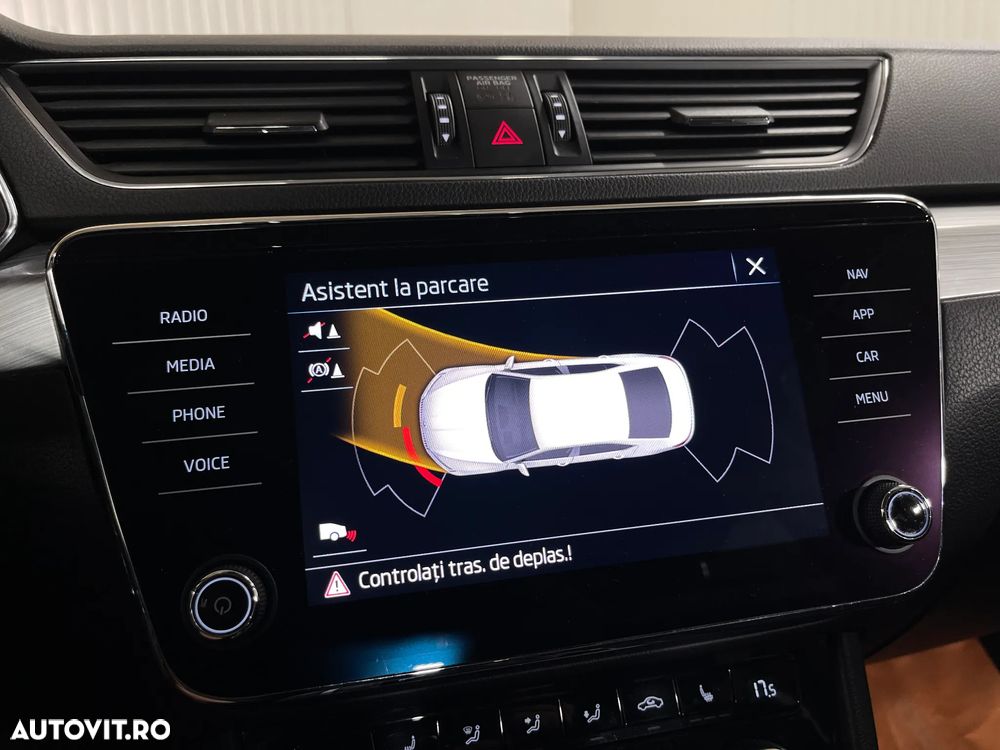 Skoda Superb 2.0 TDI DSG Ambition - 15