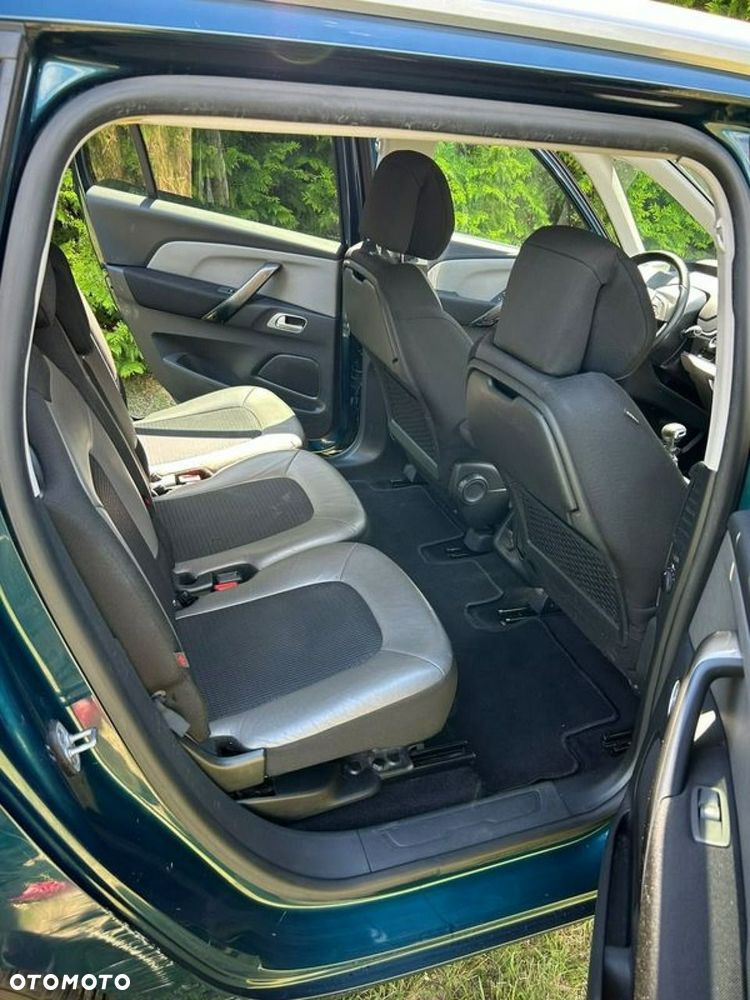 Citroën C4 SpaceTourer PureTech 130 Stop&Start SHINE - 28