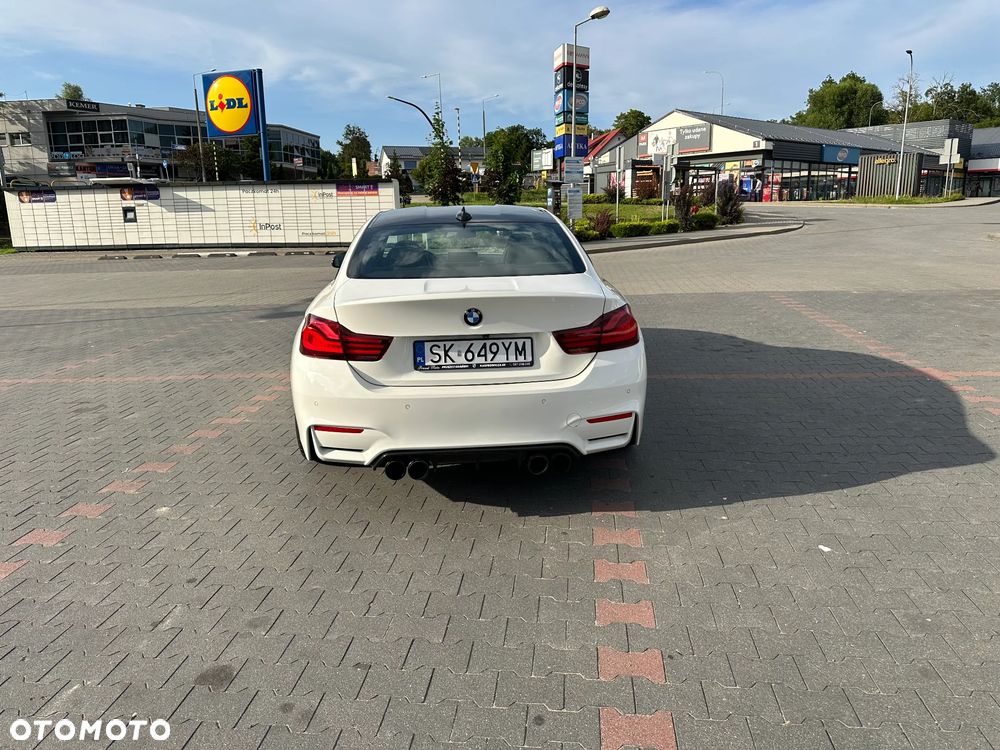 BMW M4 DKG - 8