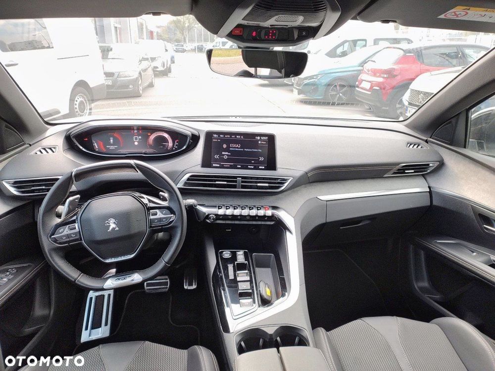 Peugeot 5008 - 8