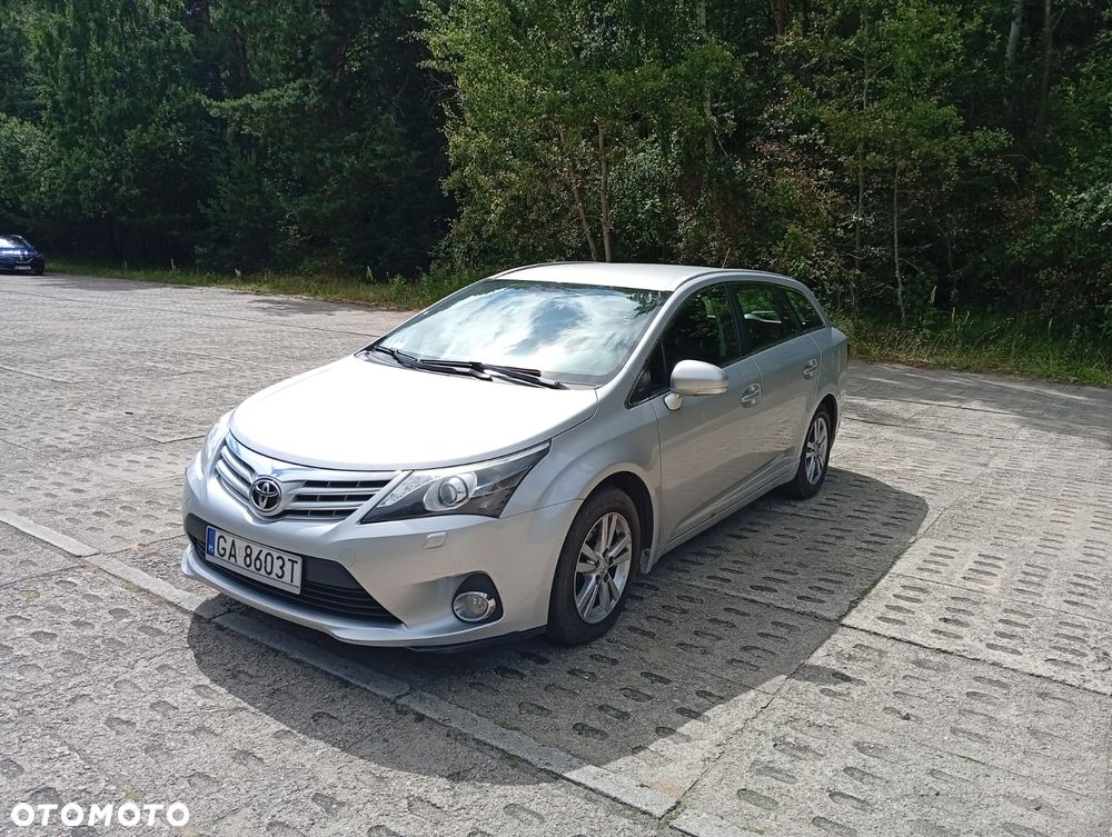 Toyota Avensis 2.0 D-4D Premium - 1