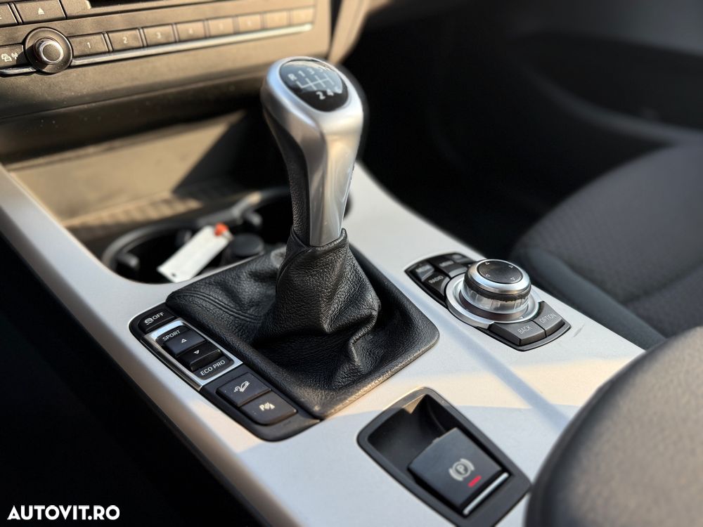 BMW X3 xDrive2.0d - 11