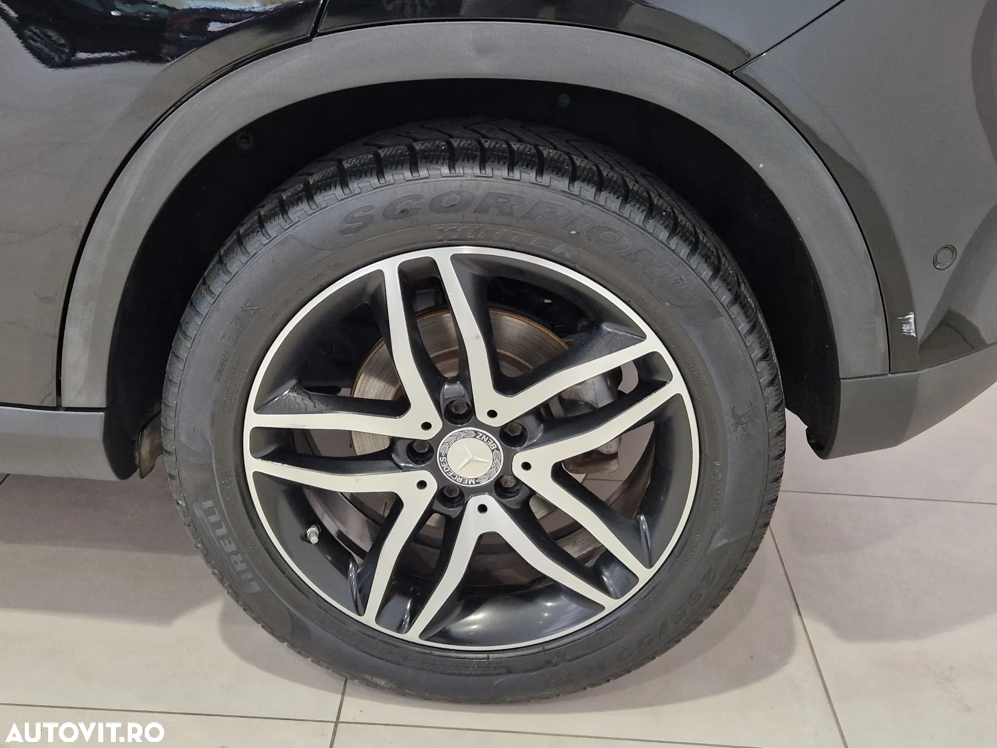 Mercedes-Benz GLA 200 d Aut. - 10
