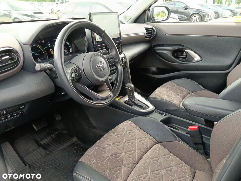Toyota Yaris Cross Hybrid 1.5 Executive - 10