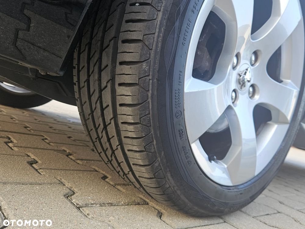 Peugeot 3008 1.6 HDi Premium - 32