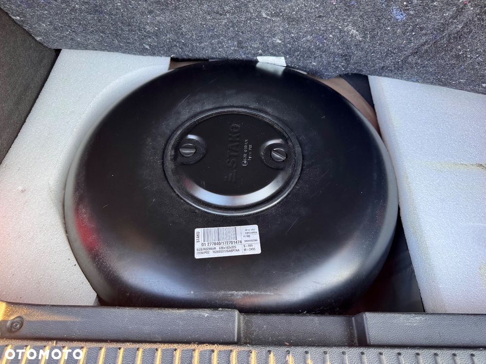 Ford B-MAX 1.6 Titanium - 24