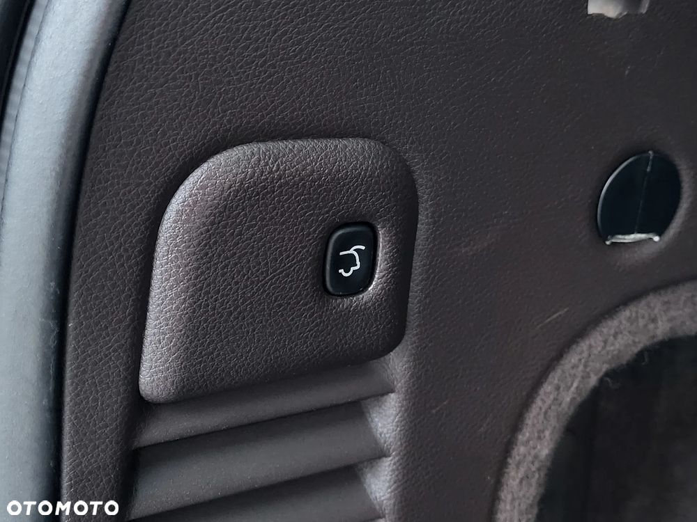 Jeep Grand Cherokee 3.0 CRD Overland Summit - 25