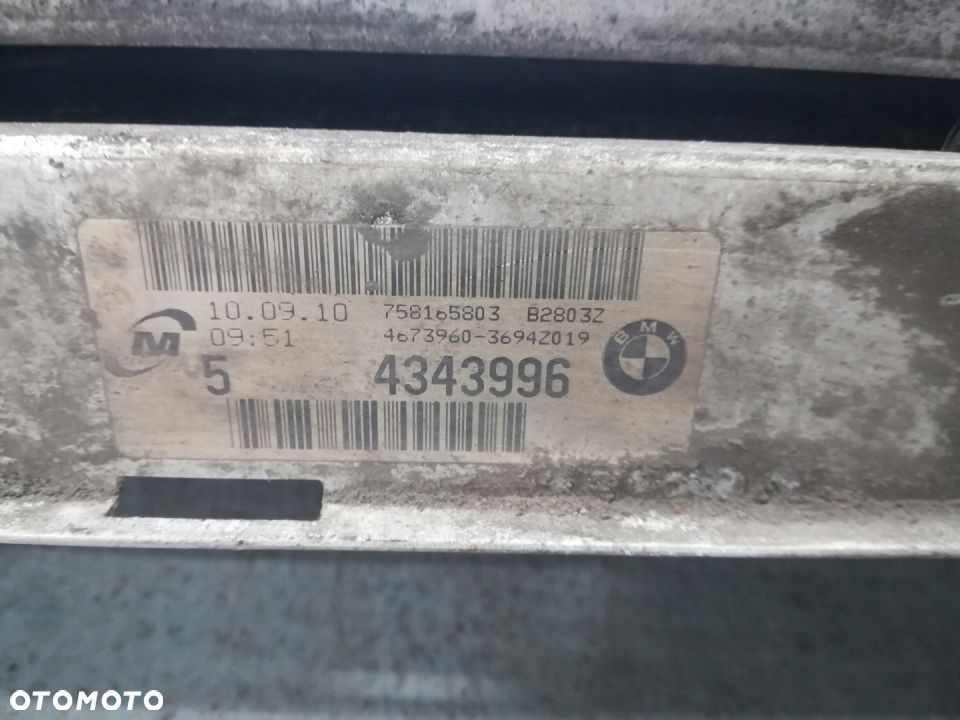 BMW E90 318I 2.0 BENZYNA CHŁODNICA WODY KLIMY - 9