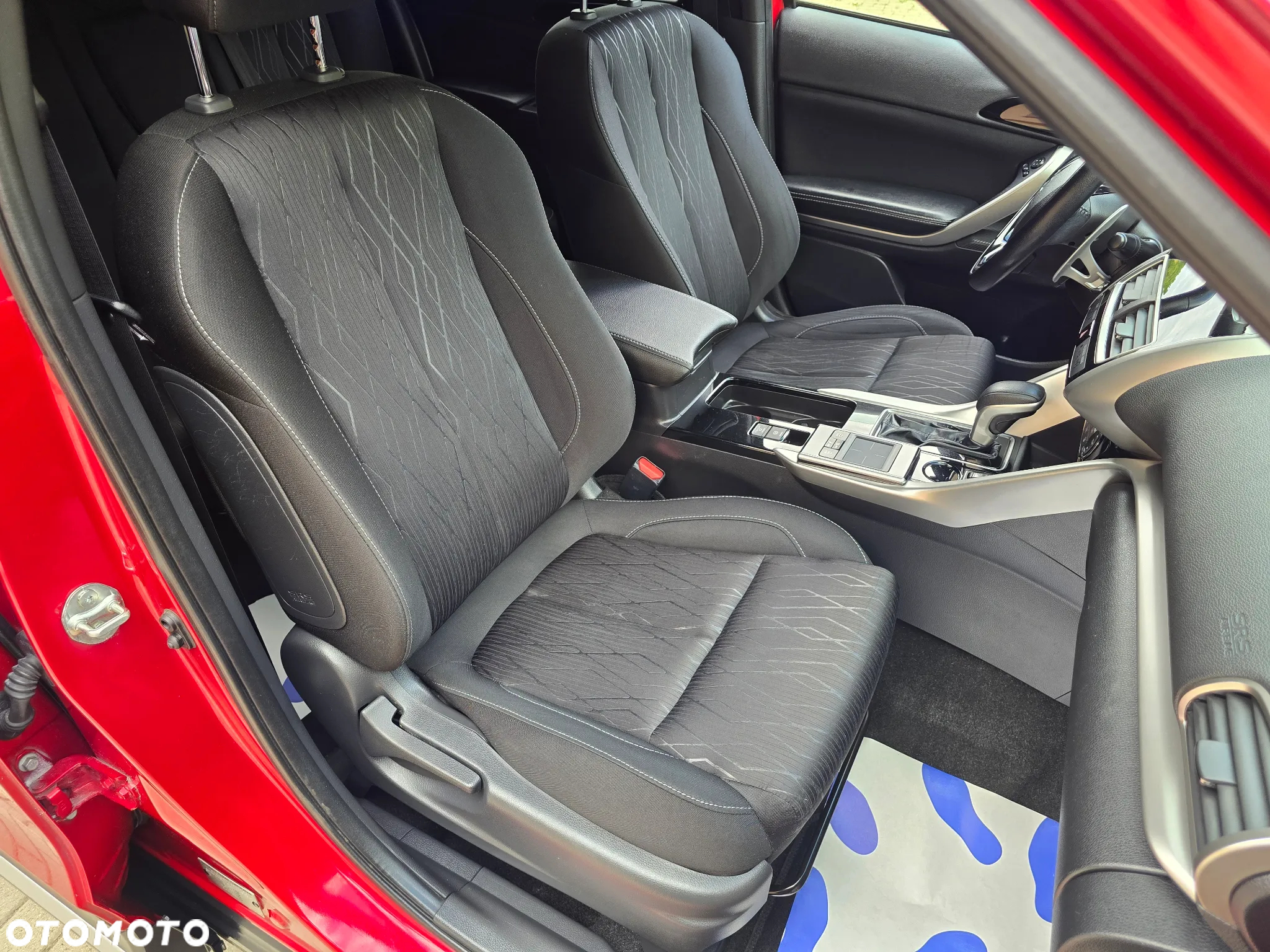 Mitsubishi Eclipse Cross 1.5 T-MIVEC ClearTec CVT 2WD Diamant Edition - 31
