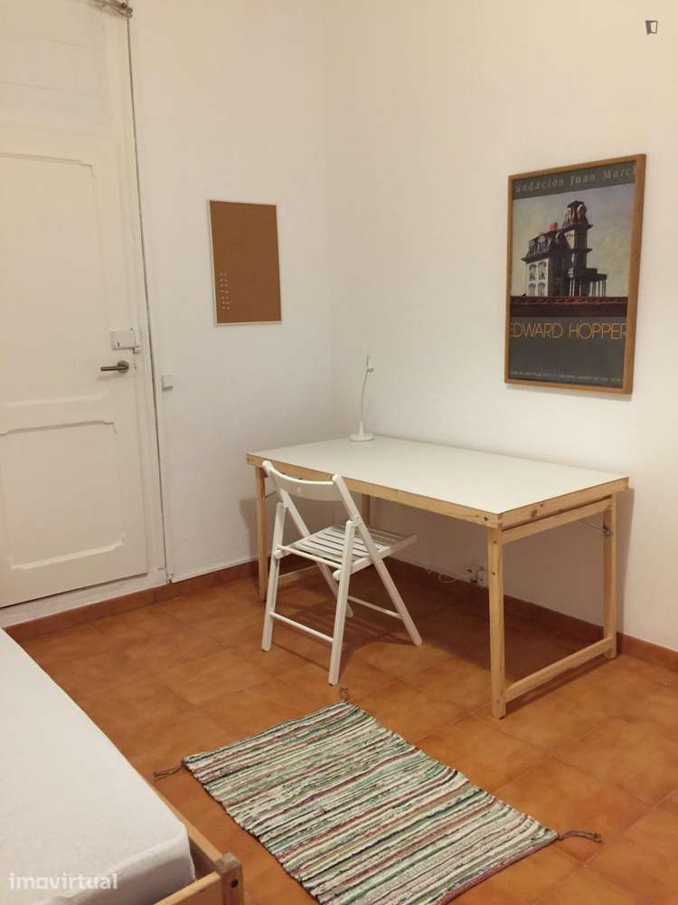Quarto - localizado em Picoas Lisbon - Grande imagem: 4/17