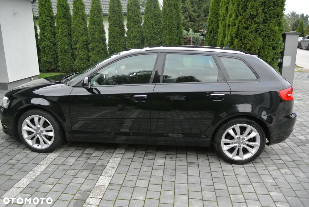 Audi A3 Sportback 2.0 TDI DPF Ambition - 2