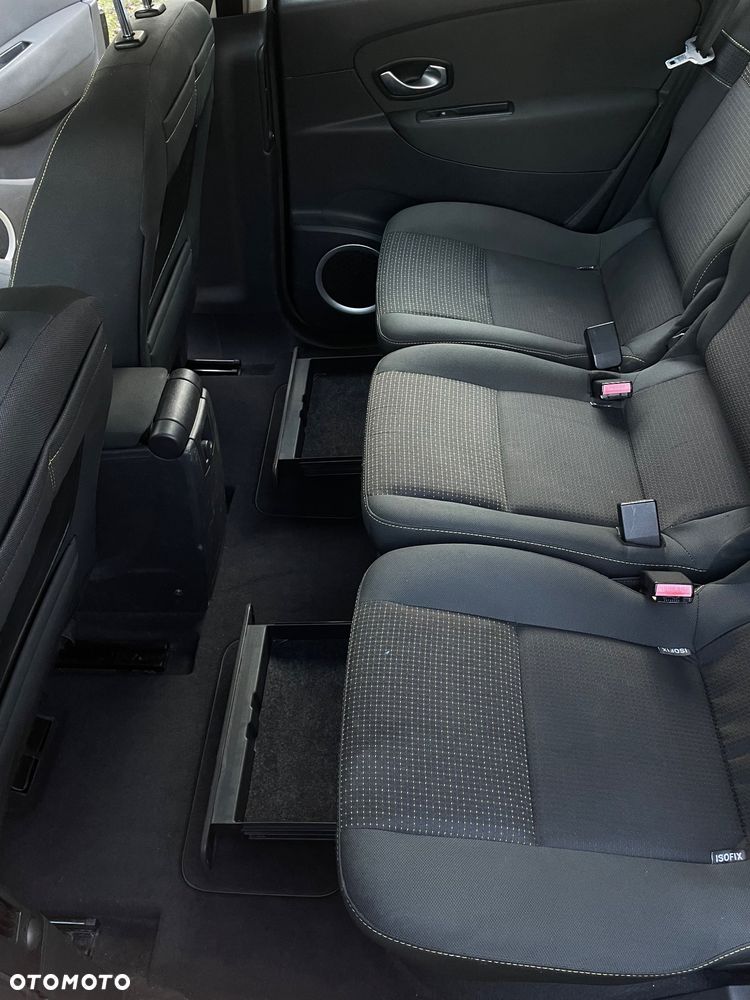 Renault Scenic - 6