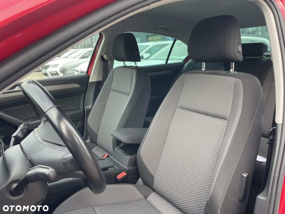 Volkswagen Passat 2.0 TDI EVO Essence - 11