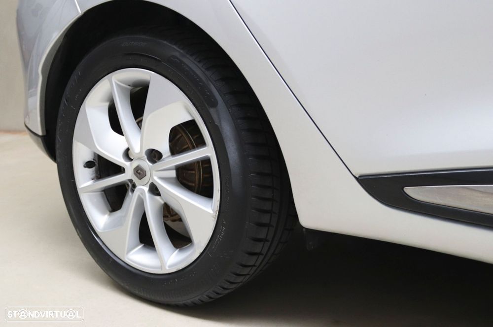 Renault Clio Sport Tourer 1.5 dCi Limited - 24