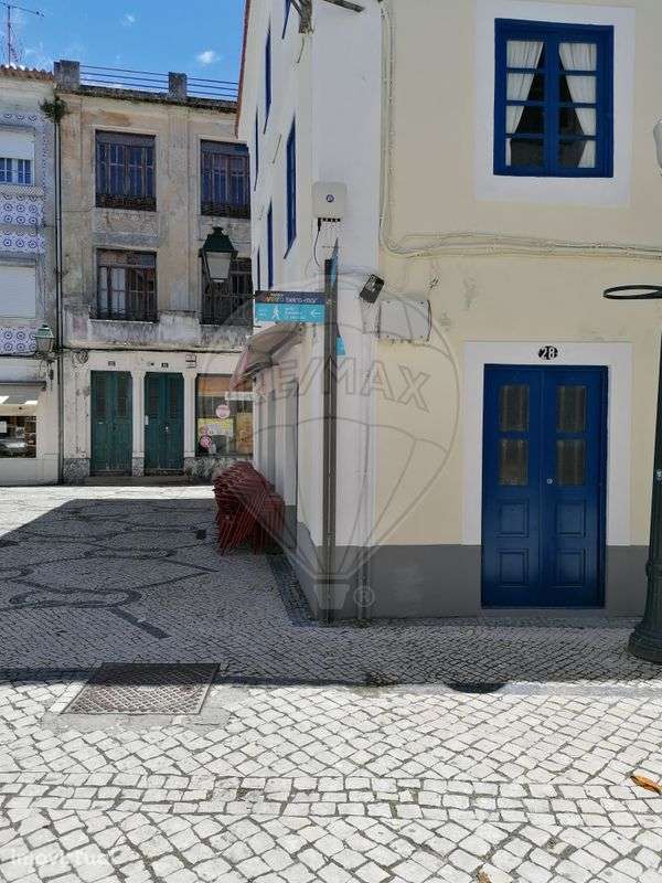 Prédio T4 para Venda - Grande imagem: 3/12